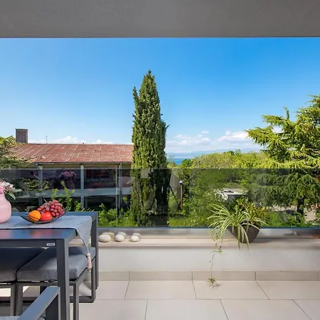 Sunset Apartment